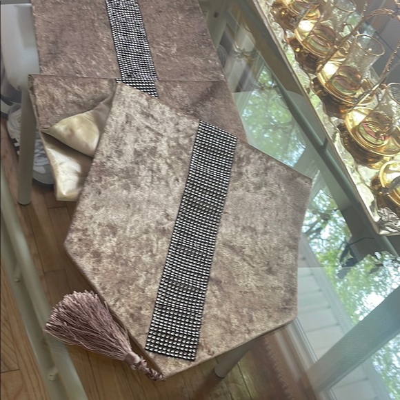 Elegant Brown Table Runner with Tassel - Picture 1 of 6
